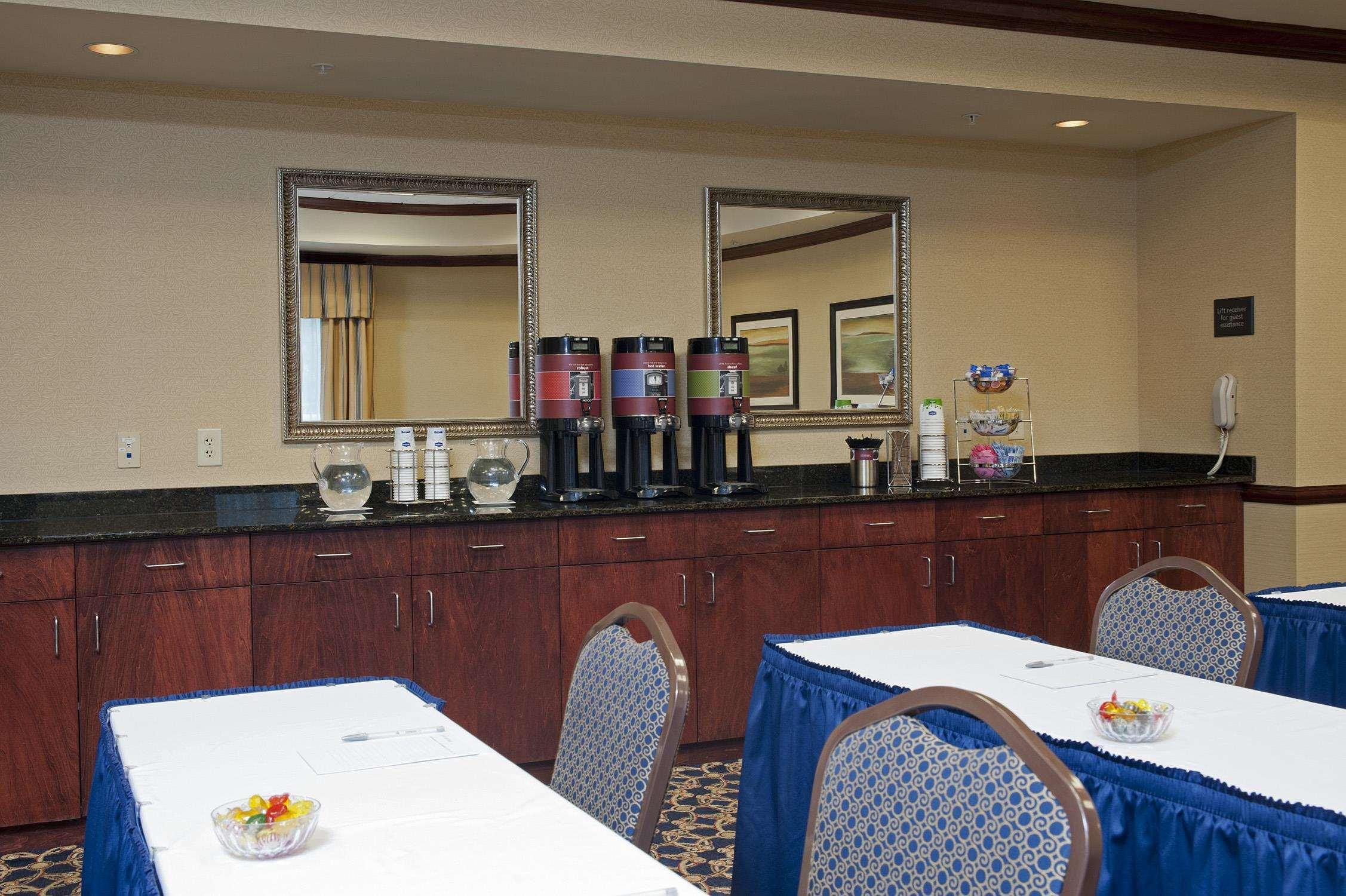 Hampton Inn & Suites Indianapolis-Airport Restaurant billede