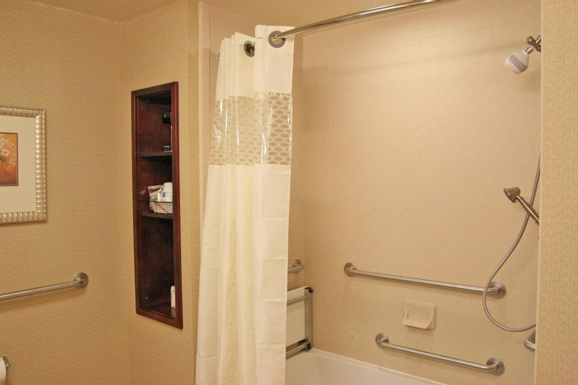 Hampton Inn & Suites Indianapolis-Airport Eksteriør billede